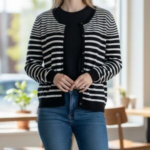 H&M Basic Black & White Striped Button-Front Women's Cardigan Sweater. Sz M